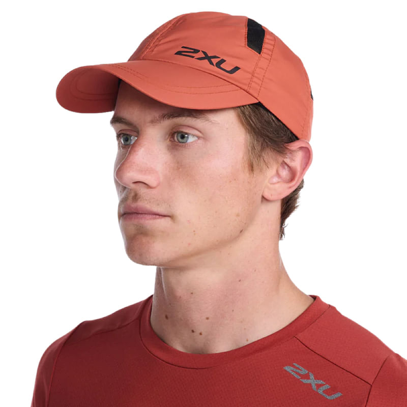 UQ5685F-CHO-BLK-GORRA-U-RUN-VR-BG