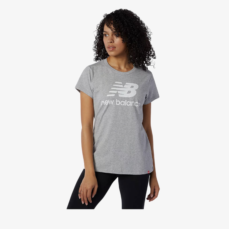 Camiseta essentials stacked tee mujer gris