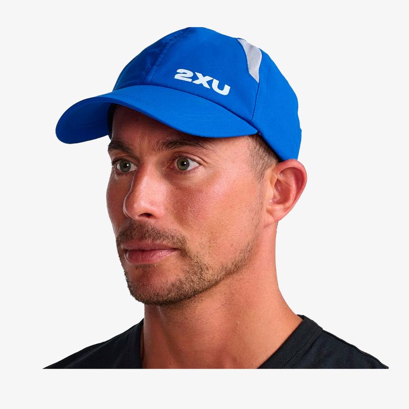 UQ5685F-SUF-WHT-Gorra-2XU-Unisex-azul-1