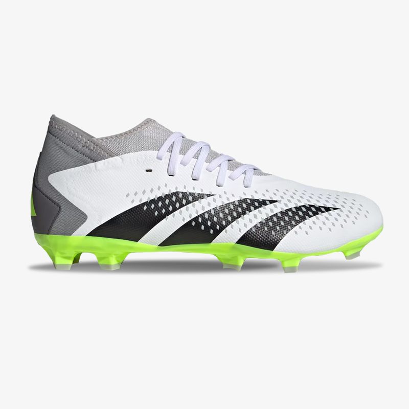 Guayos adidas 2025 predator verdes