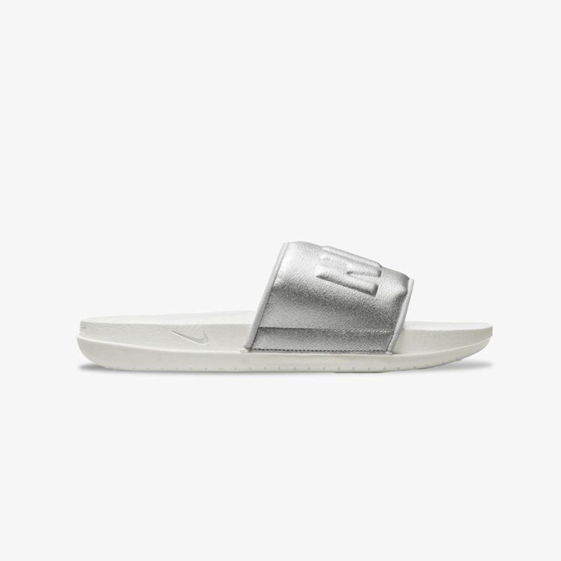 BQ4632-107-chanclas-nike-offcourt-slide-mujer-blanco-plata-1
