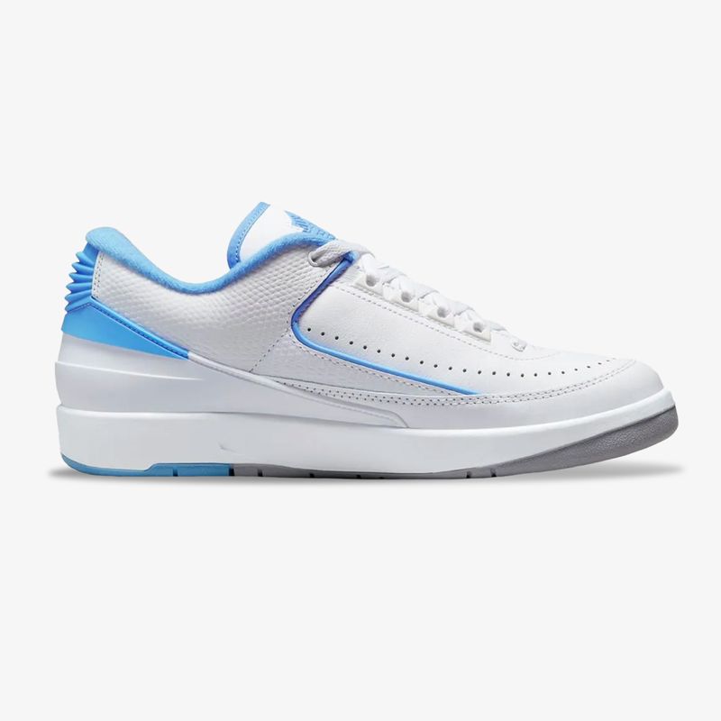 DV9956-104-Tenis-Nike-Air-Jordan-2-Retro-Low-Hombre-Blanco-Azul-1