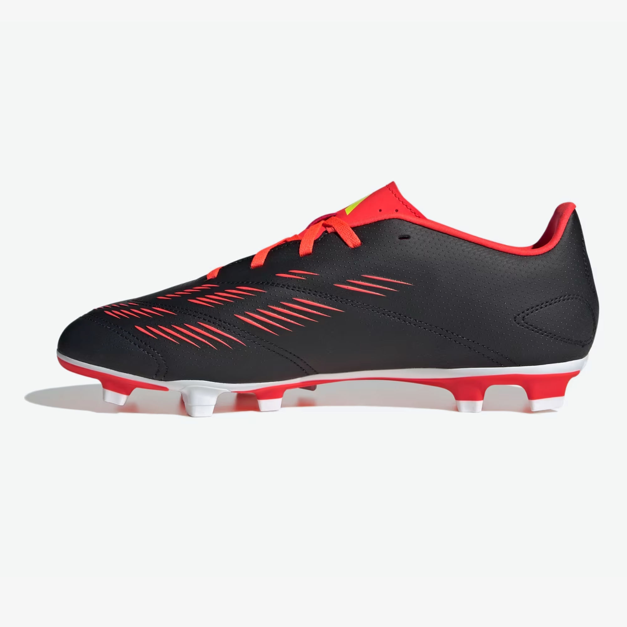 Guayos adidas 2025 rojos con negro