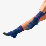 E955587-Medias-Feetures-Unisex-Azul-Rojo-3