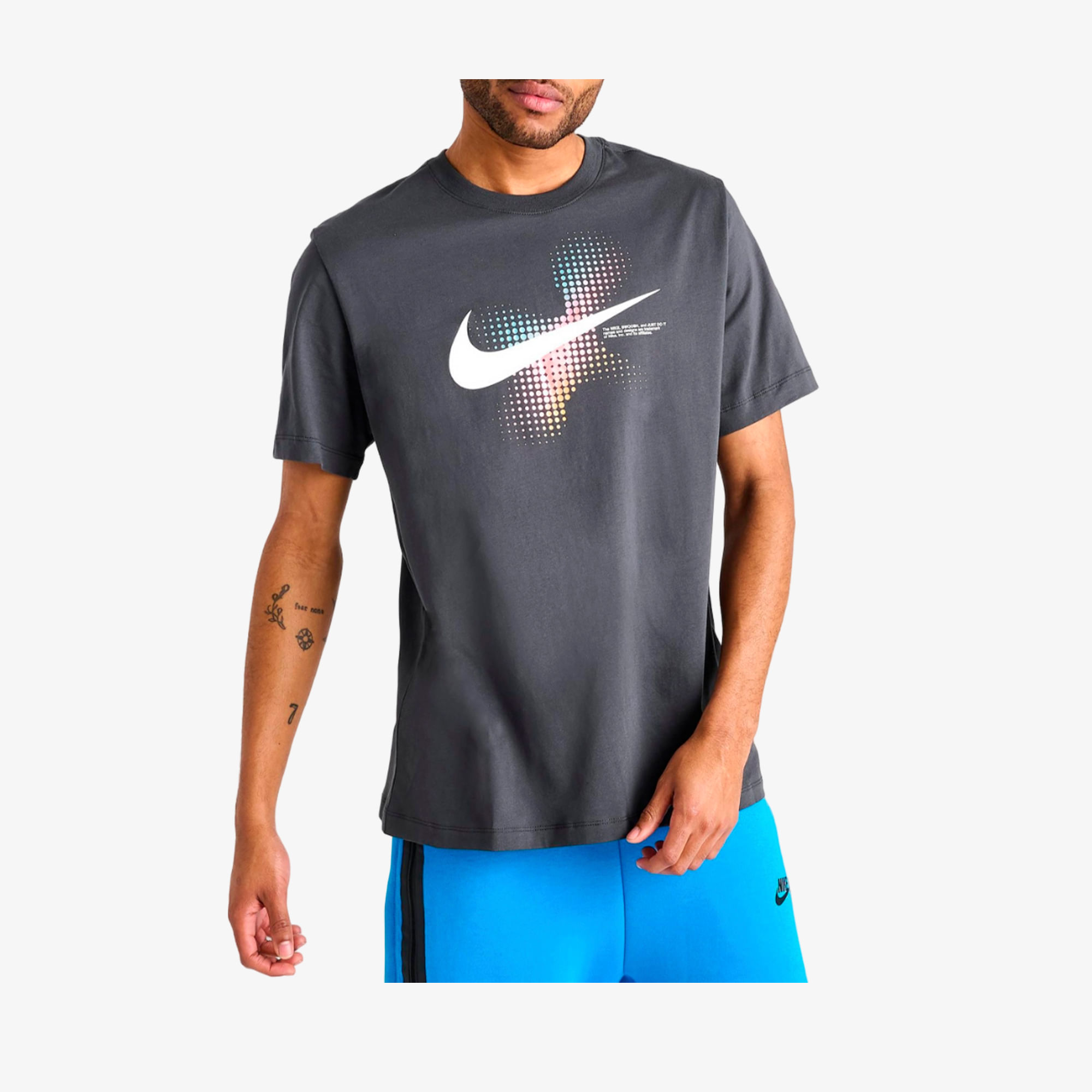 Camiseta Nike Swoosh Hombre Gris