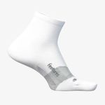 E254158-Medias-Feetures-Ultra-Light-Quaerter-Unisex-Blanco-1